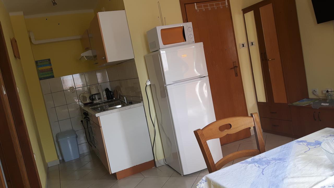 Apartment Krizanovic مالينسكا المظهر الخارجي الصورة